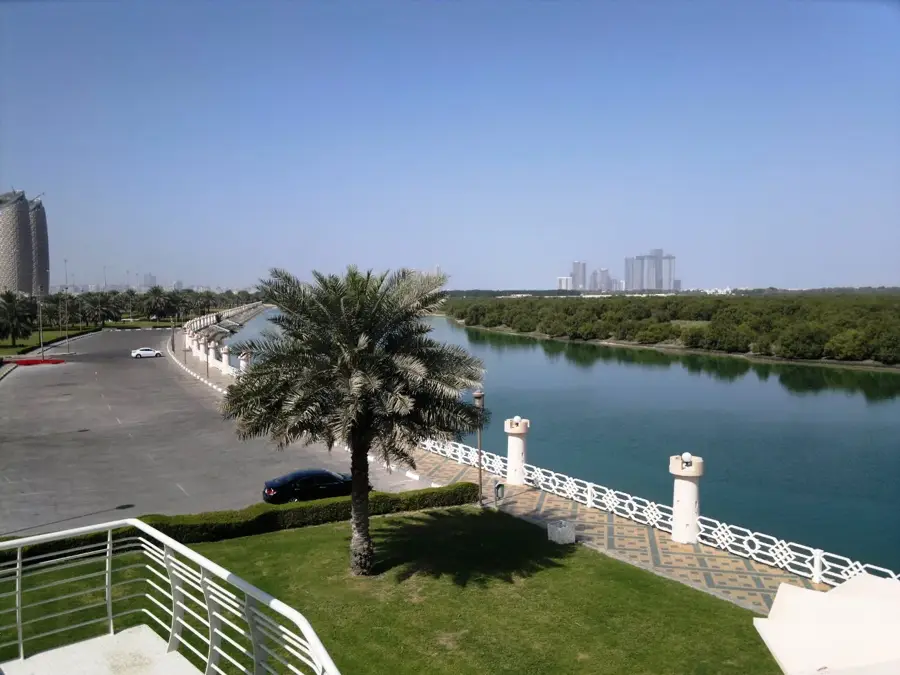 Mangrove National Park — Khalifa Port (United Arab Emirates)
