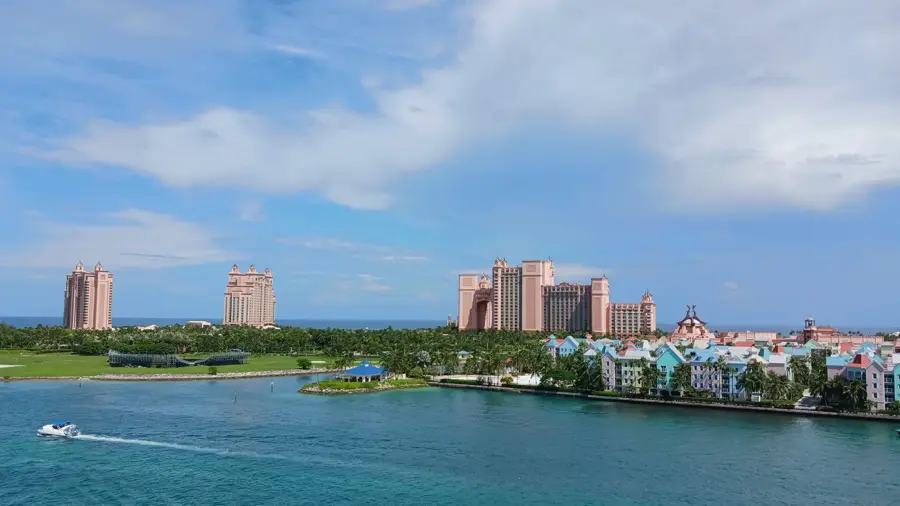 Meereslebensraum im Atlantis — Der Retreat-Garten (Bahamas)