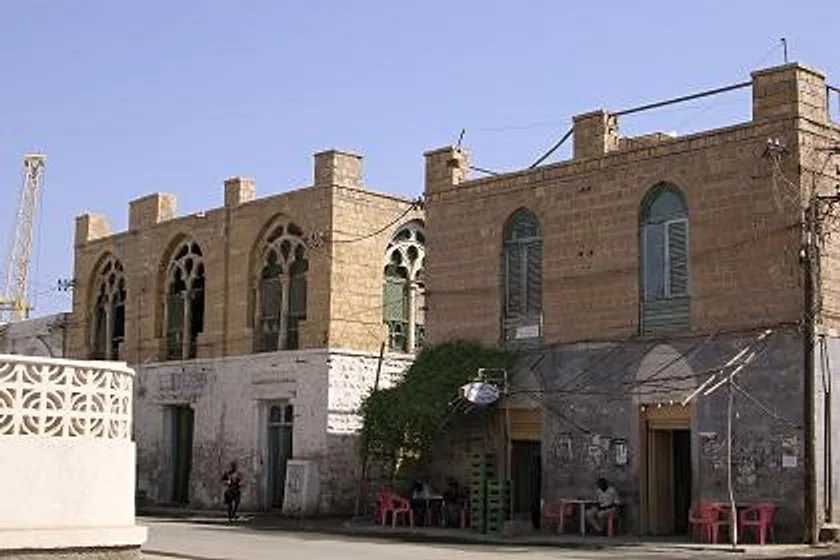 Loc de joacă pe plaja familială Massawa — Villa Melotti (Eritreea)