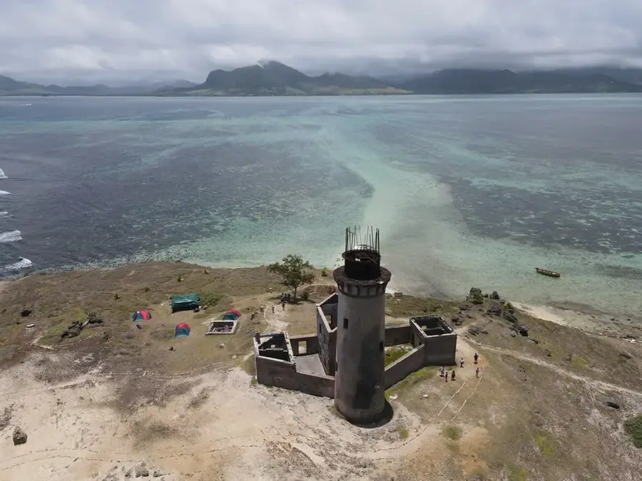 Ile aux Fouquets Lighthouse