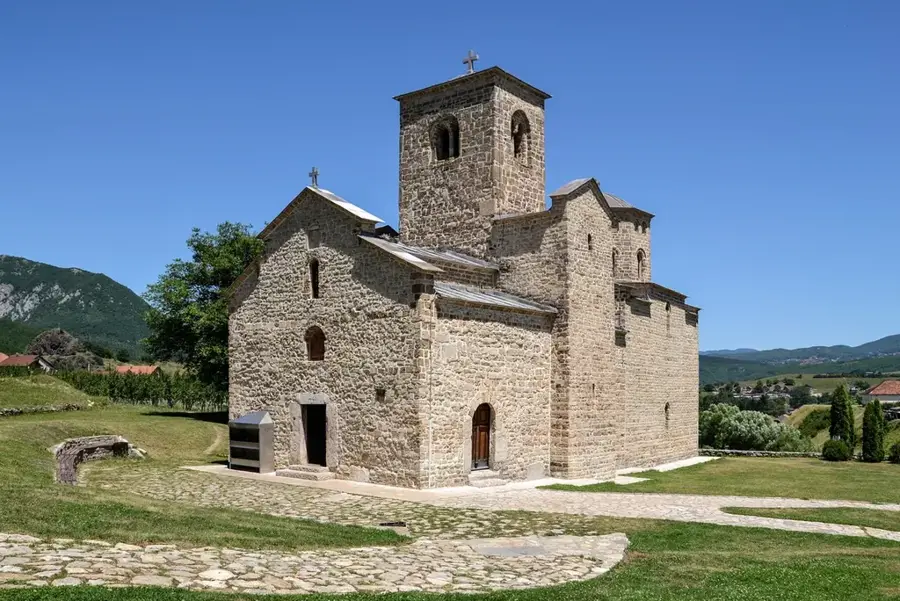 Đurđevi Stupovi — Bogë (Kosovo)
