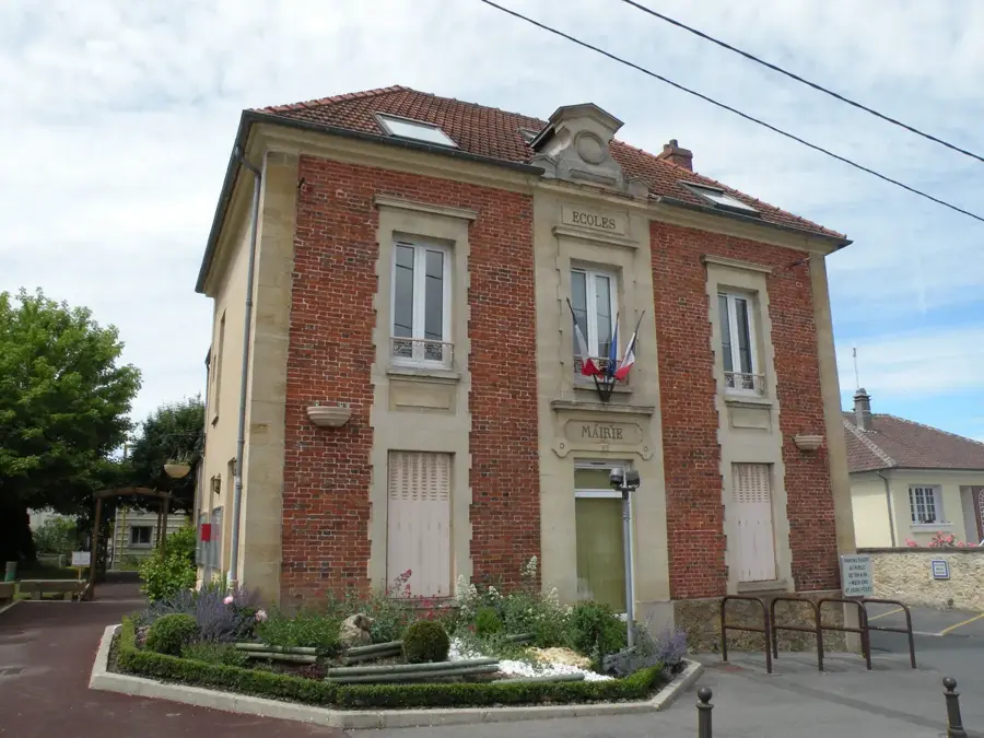 Menucourt – oraș