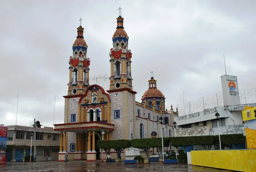 Rafinăria Dos Bocas — Catedrala din Villahermosa (Mexic)
