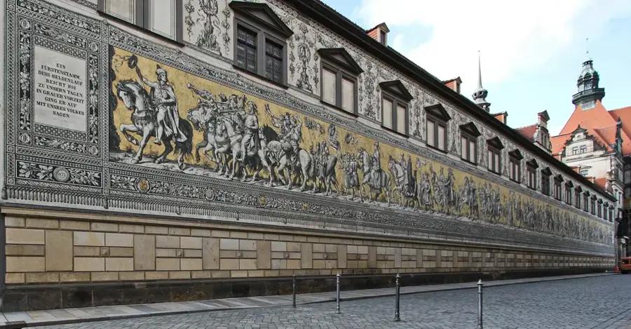 Casa de los Azulejos