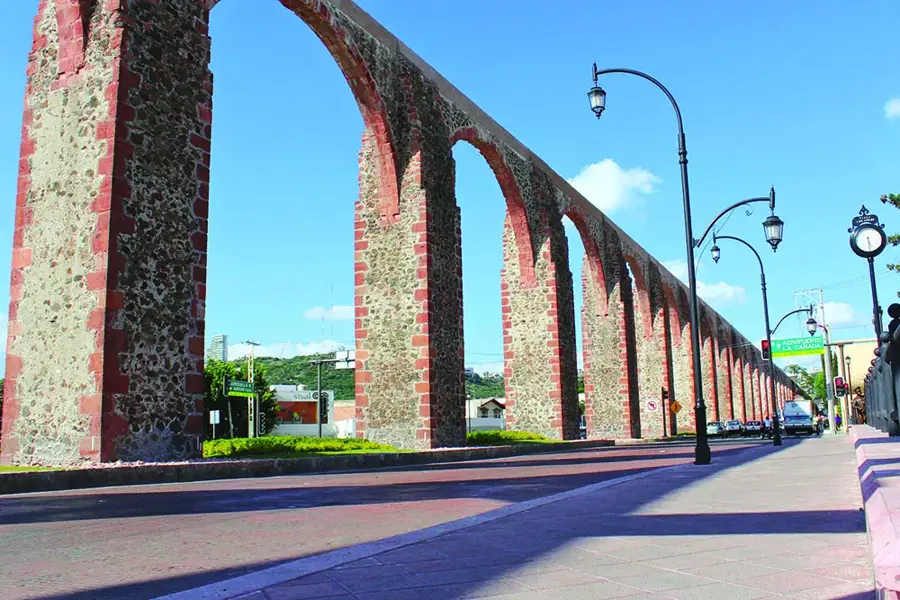 Queretaro Aqueduct — Bernal (Mexico)