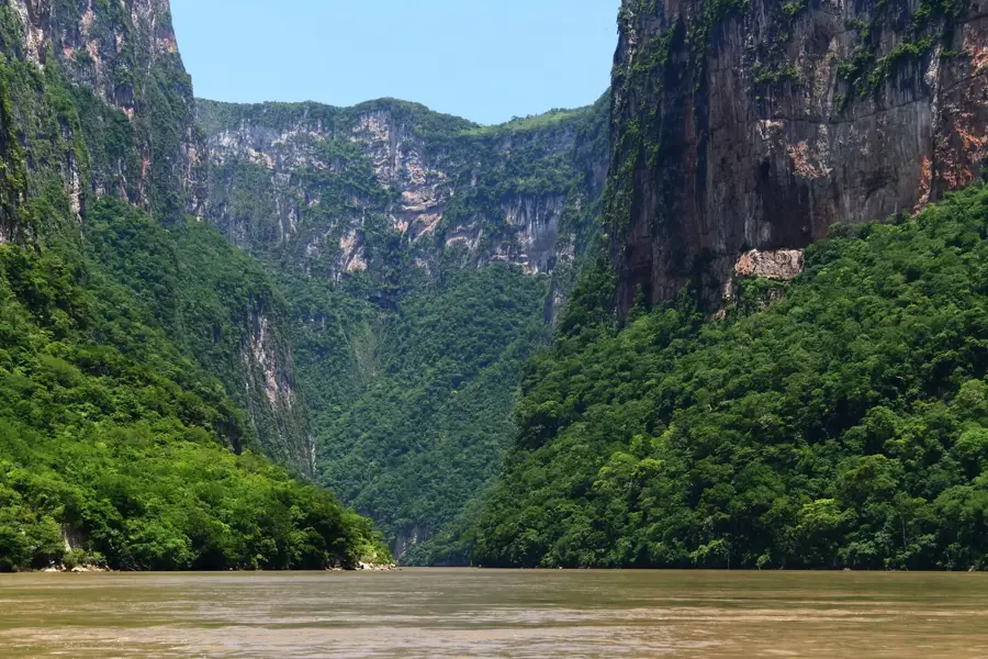 Sumidero Canyon — Palenque (Mexico)