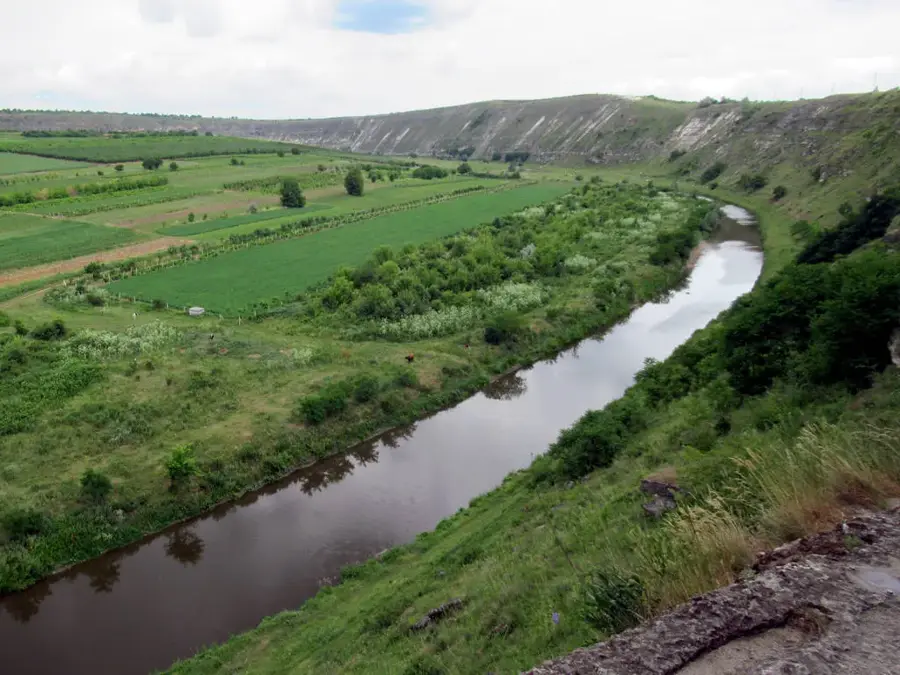 Răut River — Old Orhei Cave Monastery (Moldova)