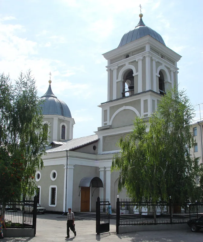Transfiguration Cathedral (Bender) — KVINT Distillery (Moldova)