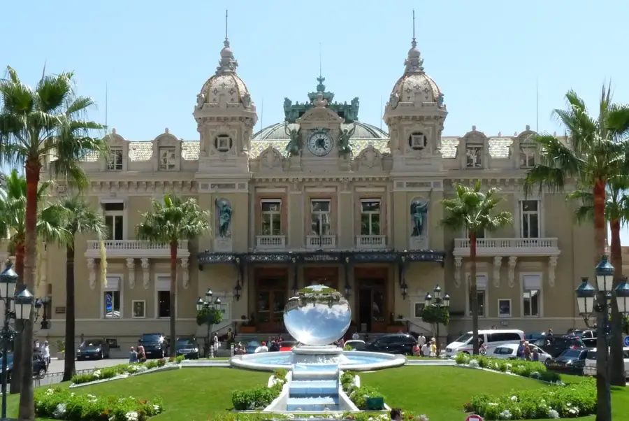 Casino-Plateau — Esplanade Grimaldi (Monaco)