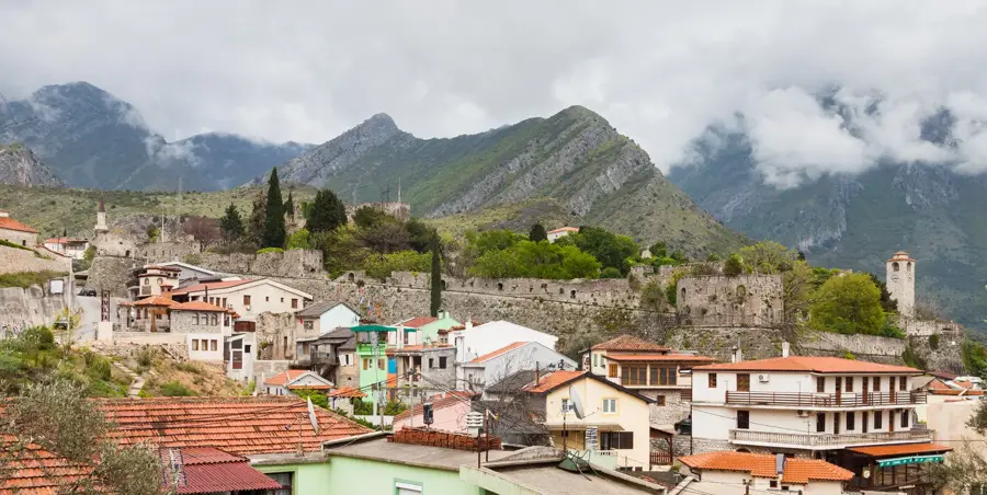 Bar — Peștera Lipa (Muntenegru)