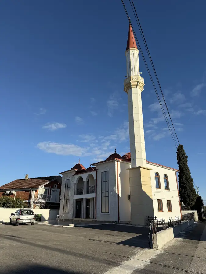 Donji Štoj - Shtoji i Poshtëm — Peștera Lipa (Muntenegru)