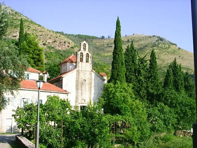 Mănăstirea Praskvica — Podișul Miločer (Muntenegru)
