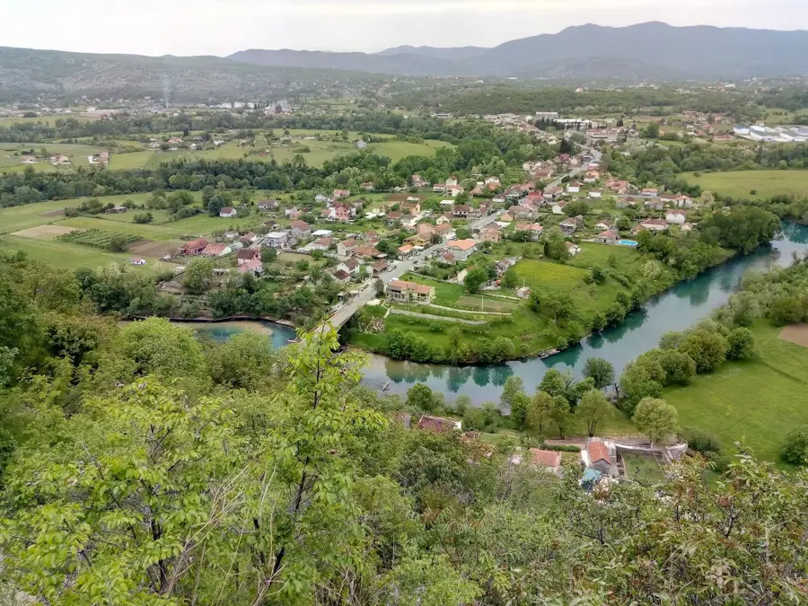 Spuž — Peștera Lipa (Muntenegru)
