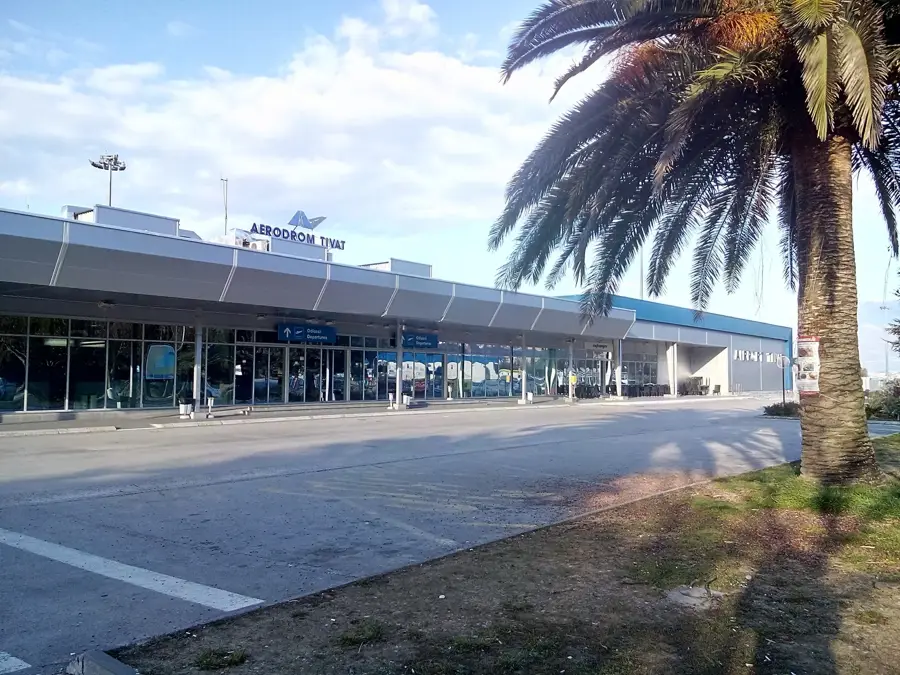 Tivat repülőtér — Obosnik (Montenegró)