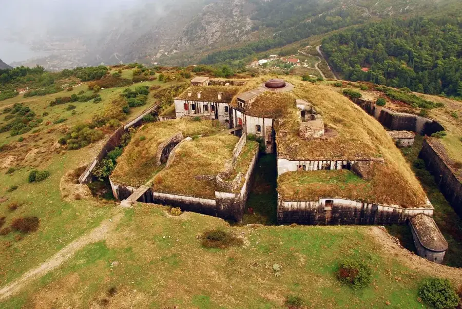 Felső Vrmac-erőd — Obosnik (Montenegró)
