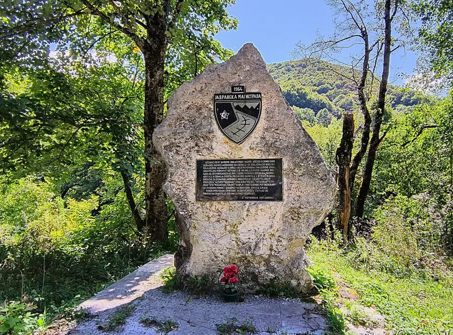 Vlahinja-gerinc — Biogradsko-tó (Montenegró)