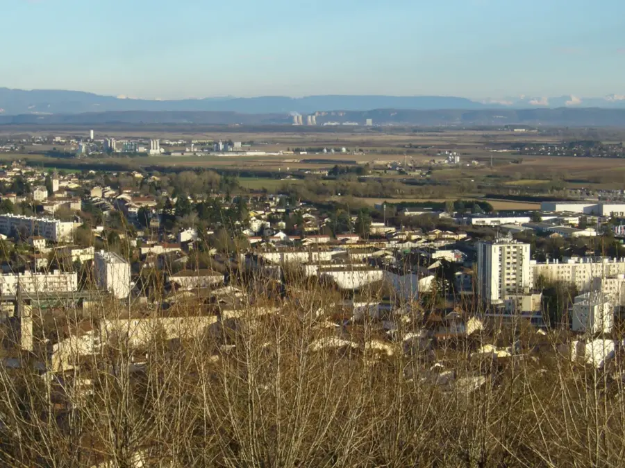 Montluel – oraș