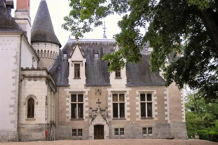 Monts – Stadt