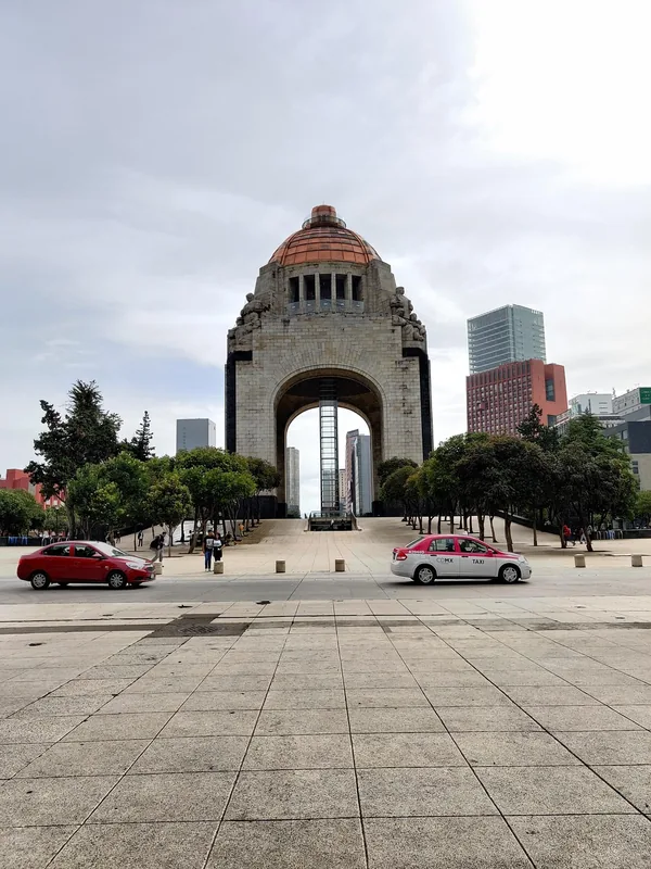 Monumentul Revoluției
