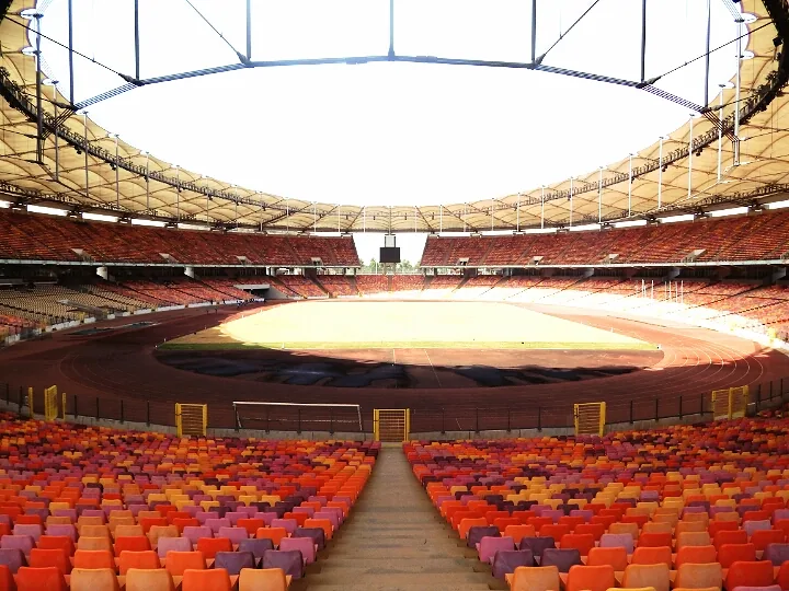 Stadionul Național Moshood Abiola — Satul Nok (Nigeria)