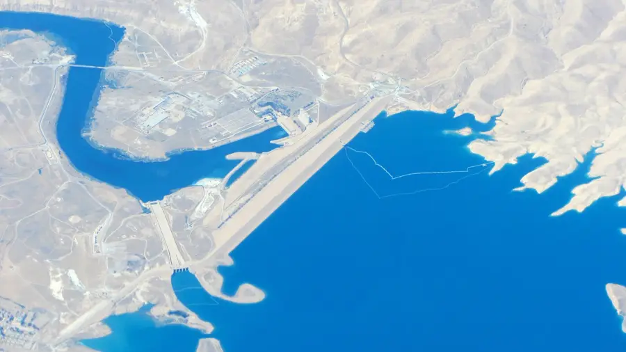 Mosul Dam — Dohuk Dam Park (Iraq)