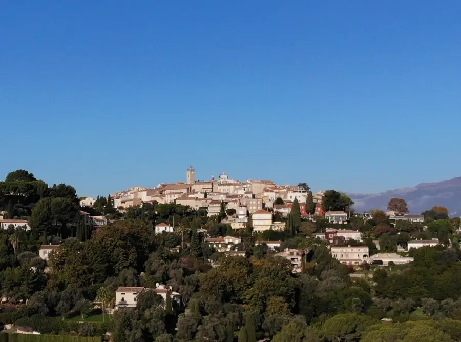 Mougins – oraș
