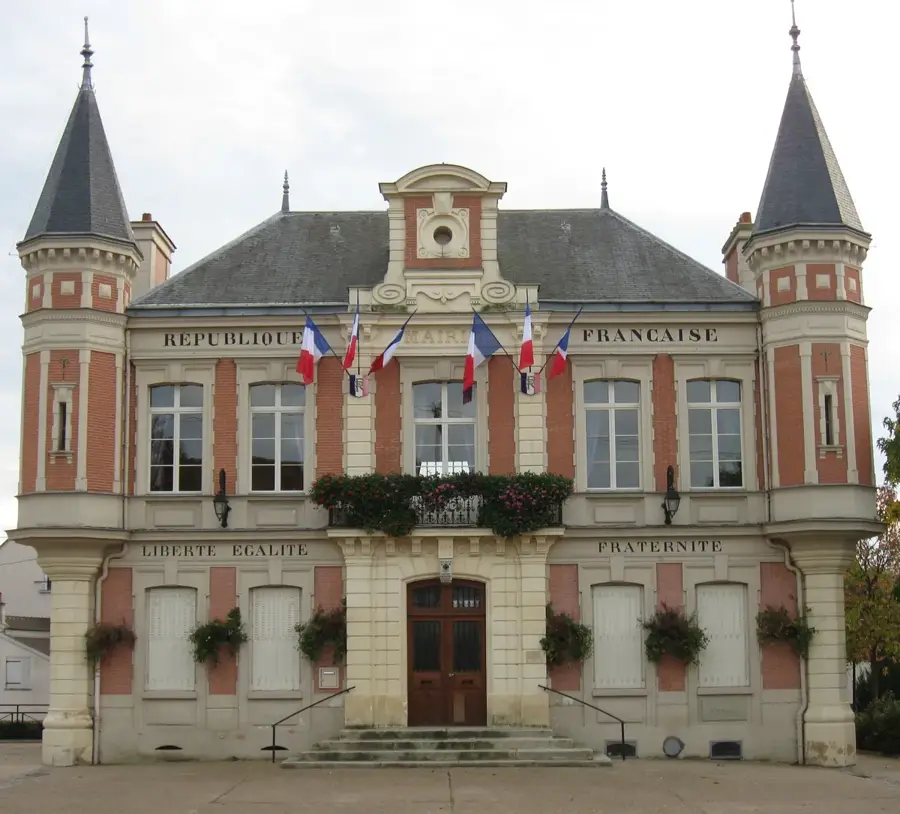 Mouroux – oraș