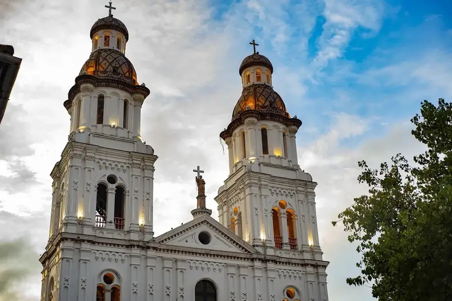 Kirche Santo António da Polana — Maputo-Bucht (Mosambik)