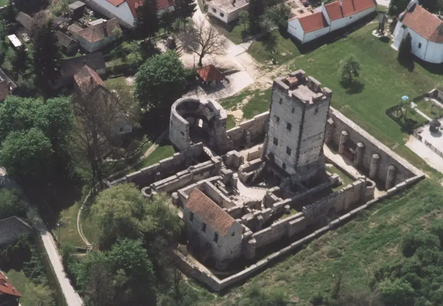 Nagyvázsony — Herend (Ungarn)