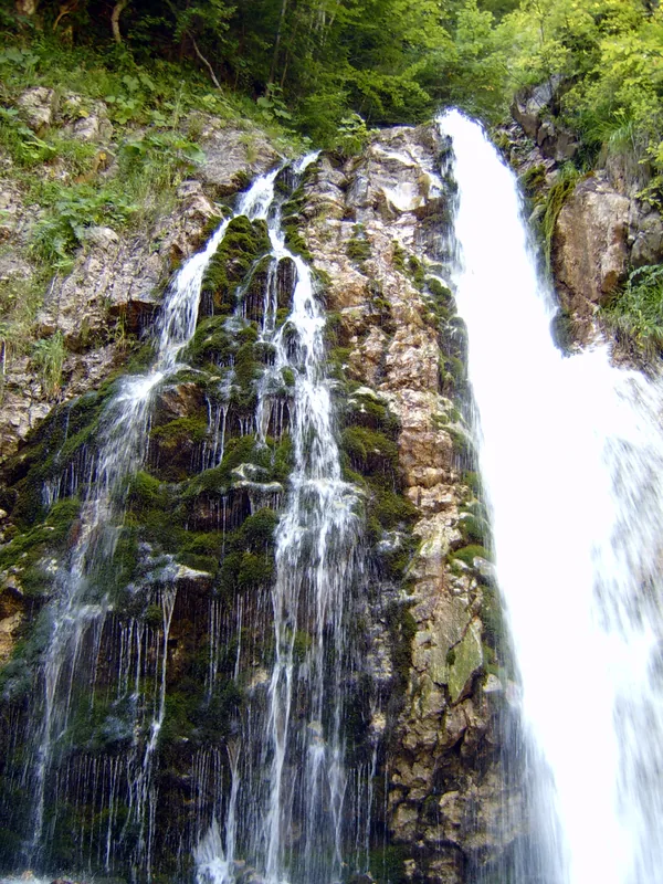 Urlătoarea-Wasserfall – Sehenswürdigkeit