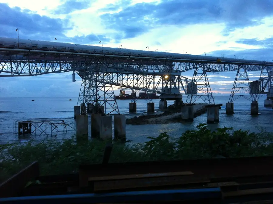 Old Phosphate Cantilever