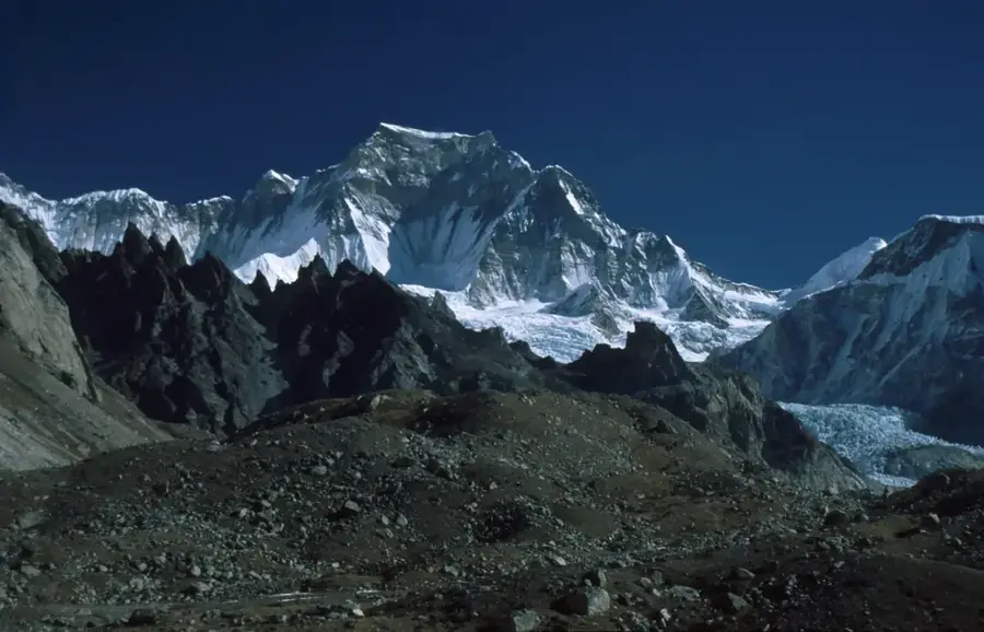 Gyachung Kang — Lukla (Nepal)