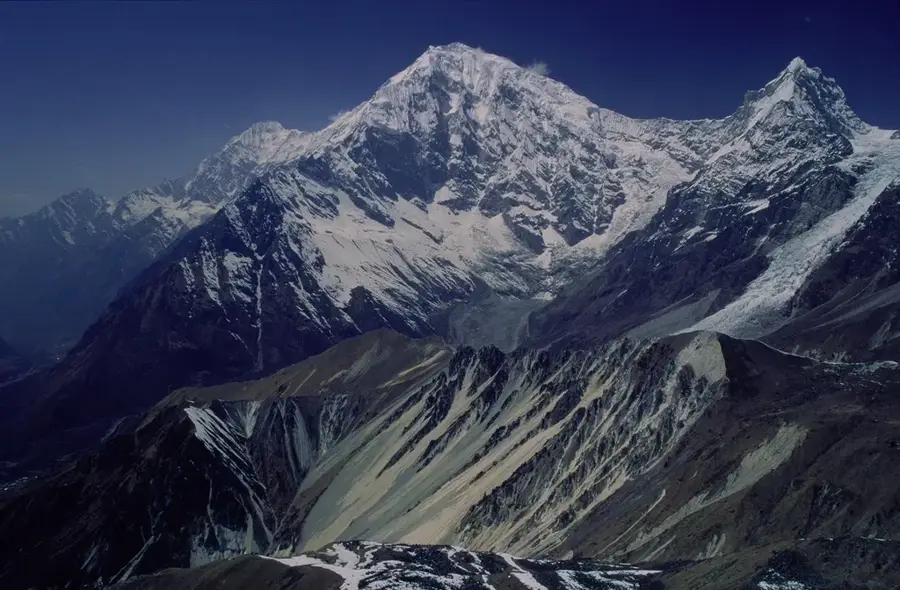 Langtang Lirung — Kopan Monastery (Nepal)