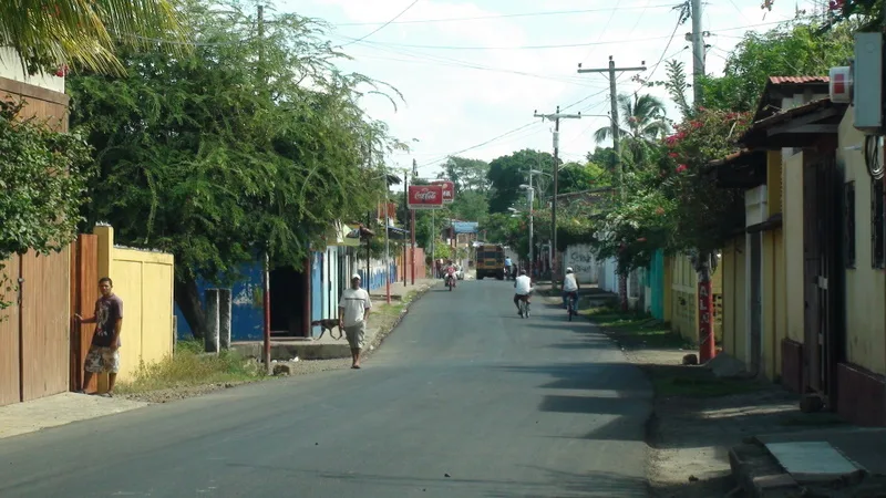 Poneloya