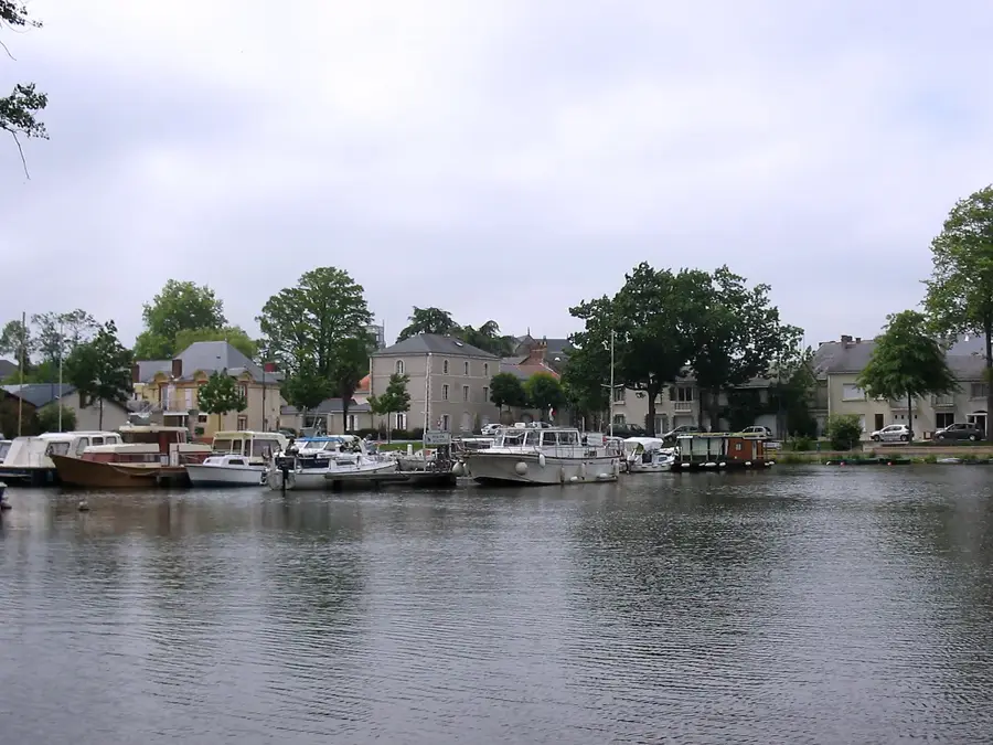 Nort-sur-Erdre – Stadt