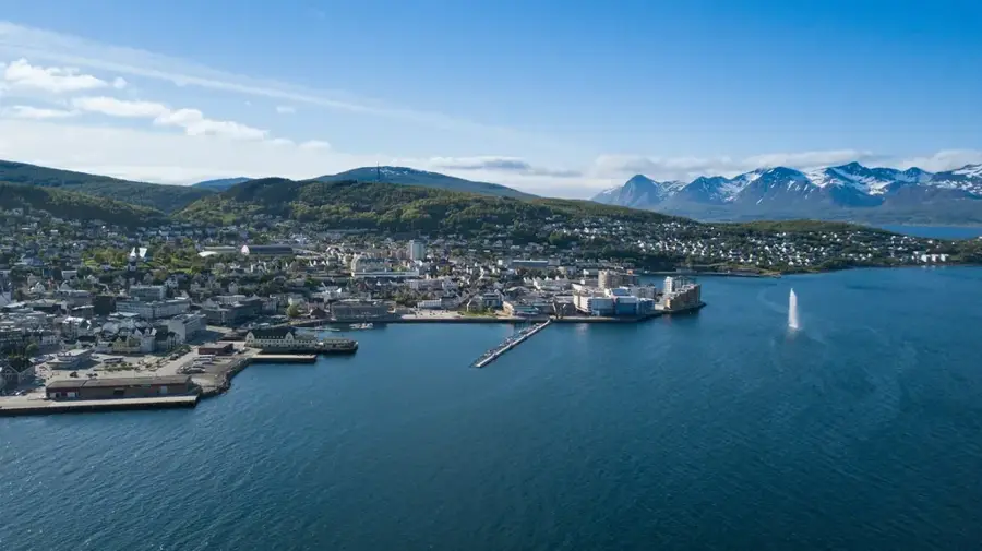 Harstad — Bø (Norvégia)