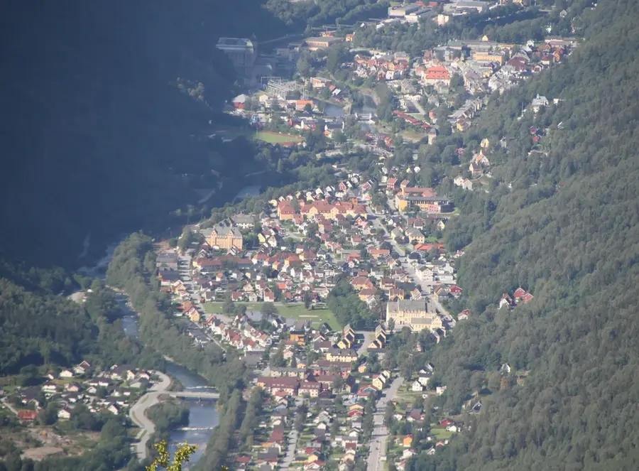 Rjukan — Sandane (Norway)