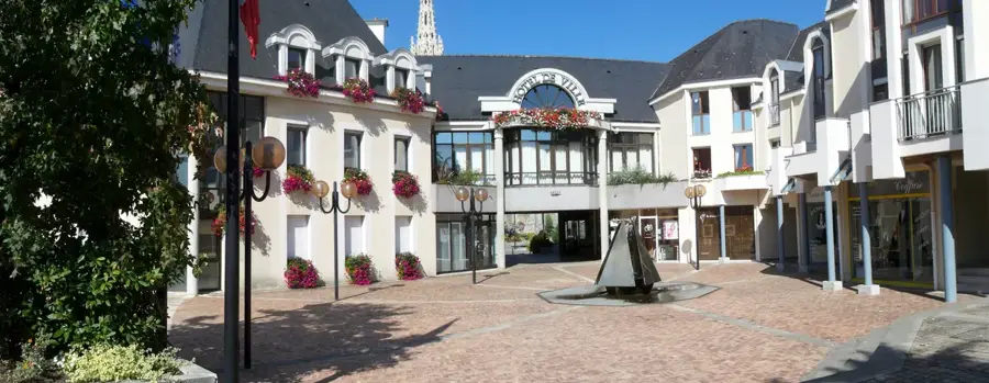 Noyal-sur-Vilaine – Stadt