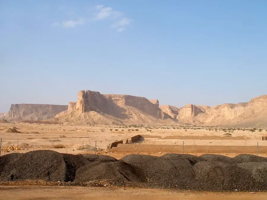 Jebel As-Sarat — Jibreen Castle (Oman)