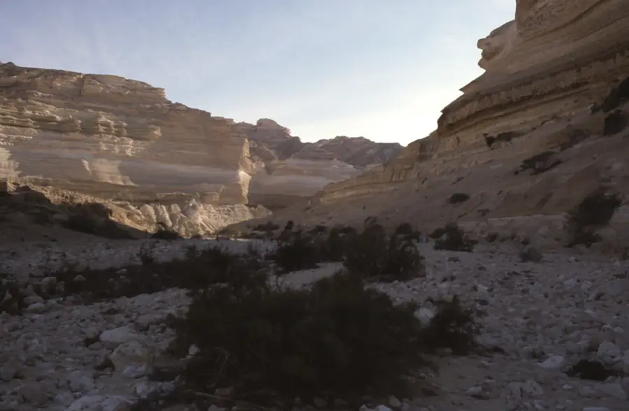 Wadi Ash Shuwaymiyyah — Ayn Razat (Oman)