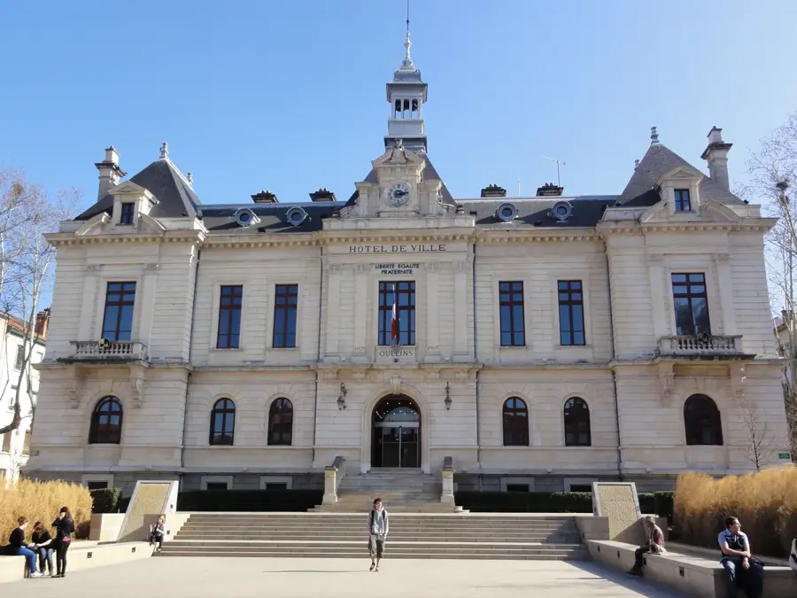 Oullins-Pierre-Bénite — Nyons (Frankreich)