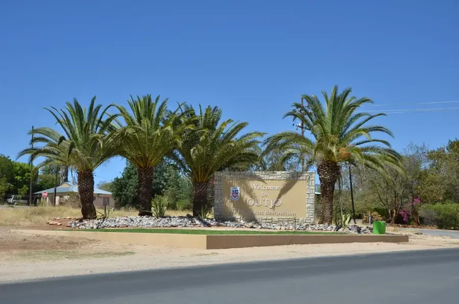 Outjo — Khorixas (Namibia)