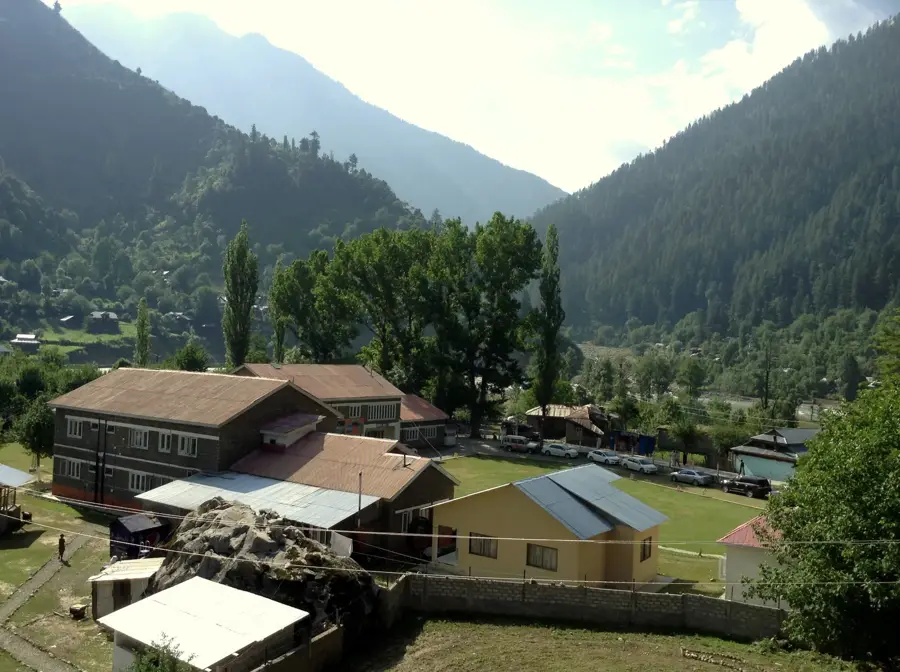 Keran — Lacul Wular (India)