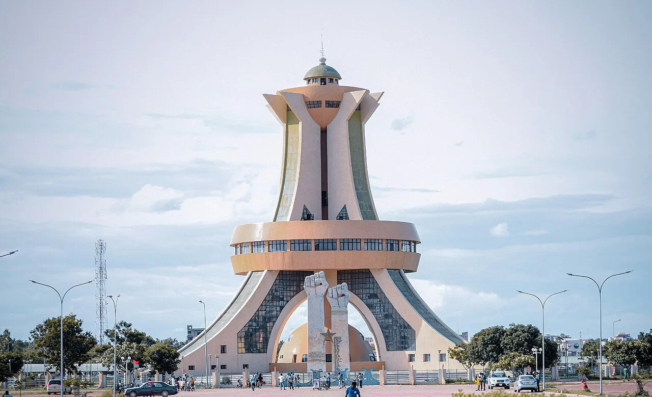 Palatul Moro Naba