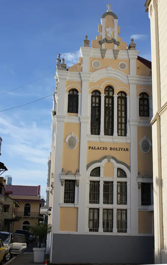 Palace of the Herons — Paseo de Las Bóvedas (Panama)
