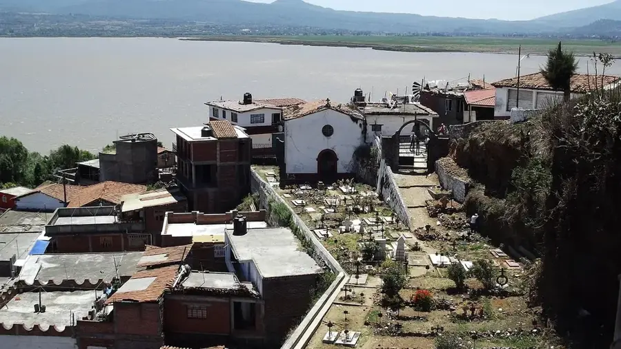 Pátzcuaro — Ixtapa (Mexiko)