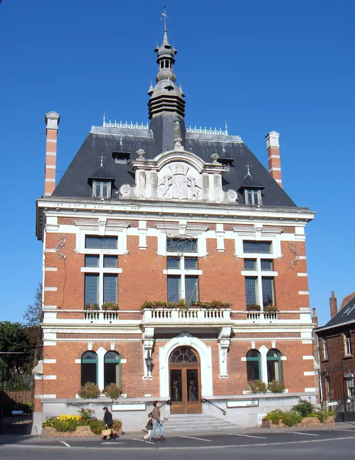 Pérenchies – oraș