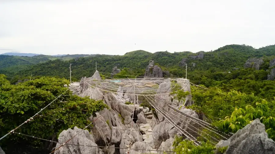 Masungi Georeserve — Bignay 2 (Philippinen)
