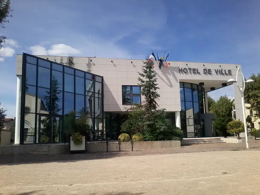 Pont-Évêque – oraș