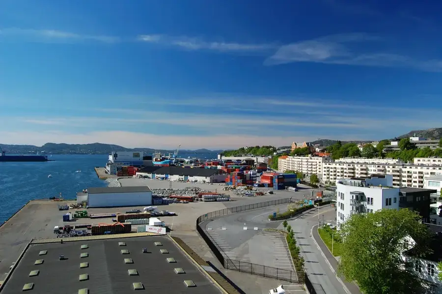 Bergen kikötő — Indre Arna (Norvégia)